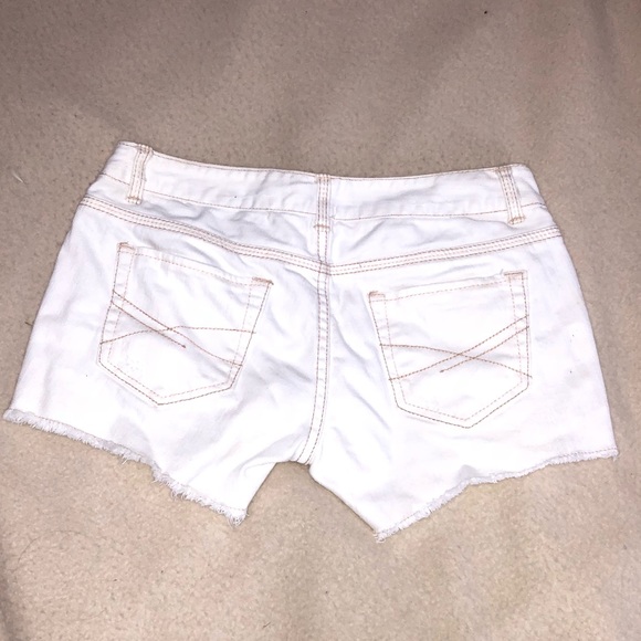Aeropostale White Jean Shorts Size 00 - Picture 4 of 5